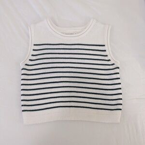 Moon and Madison knit top